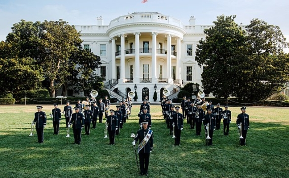 Трамп делает санкции разменной монетой в переговорах с Москвой Трамп делает санкции разменной монетой в переговорах с Москвой