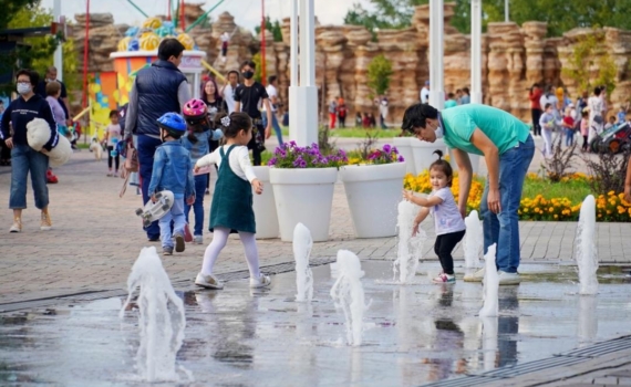 Большинство населения в шести областях Казахстана предпочитает говорить на русском языке